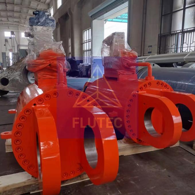 100% Pressure Testing Bolted Head Hydraulic Cylinders For Steel Industry 1