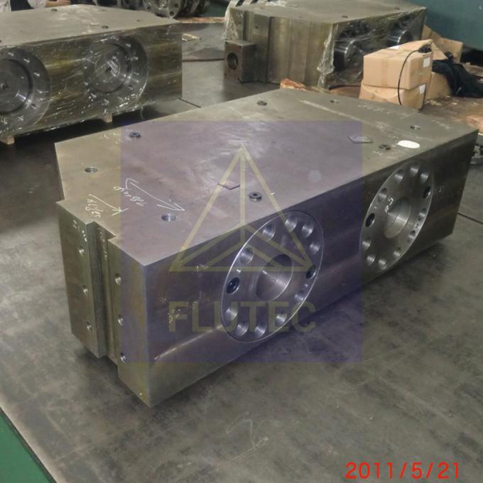 Flutec Custom Made Hydraulic Block Cylinder For Steel Mill 0