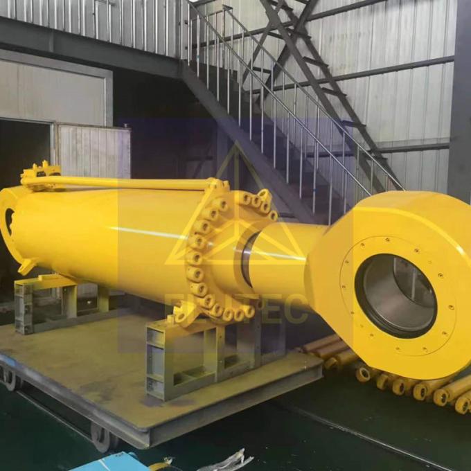 Jacking Up Marine Hydraulic Cylinder Customized For Mobile Equipment 1
